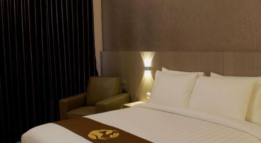 Gets Hotel Malang Exterior photo