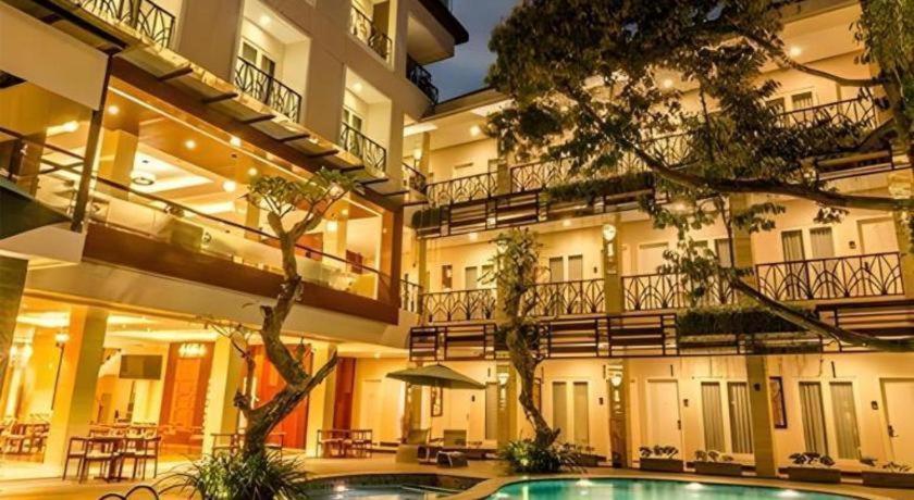 Gets Hotel Malang Exterior photo