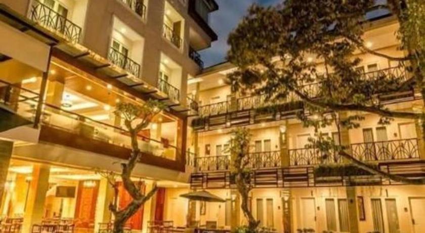Gets Hotel Malang Exterior photo