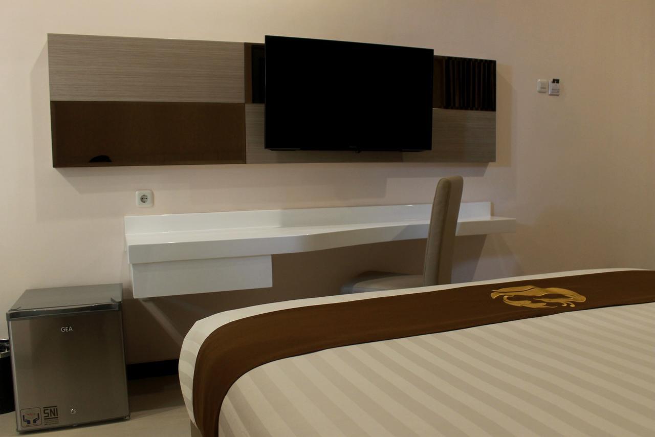 Gets Hotel Malang Exterior photo