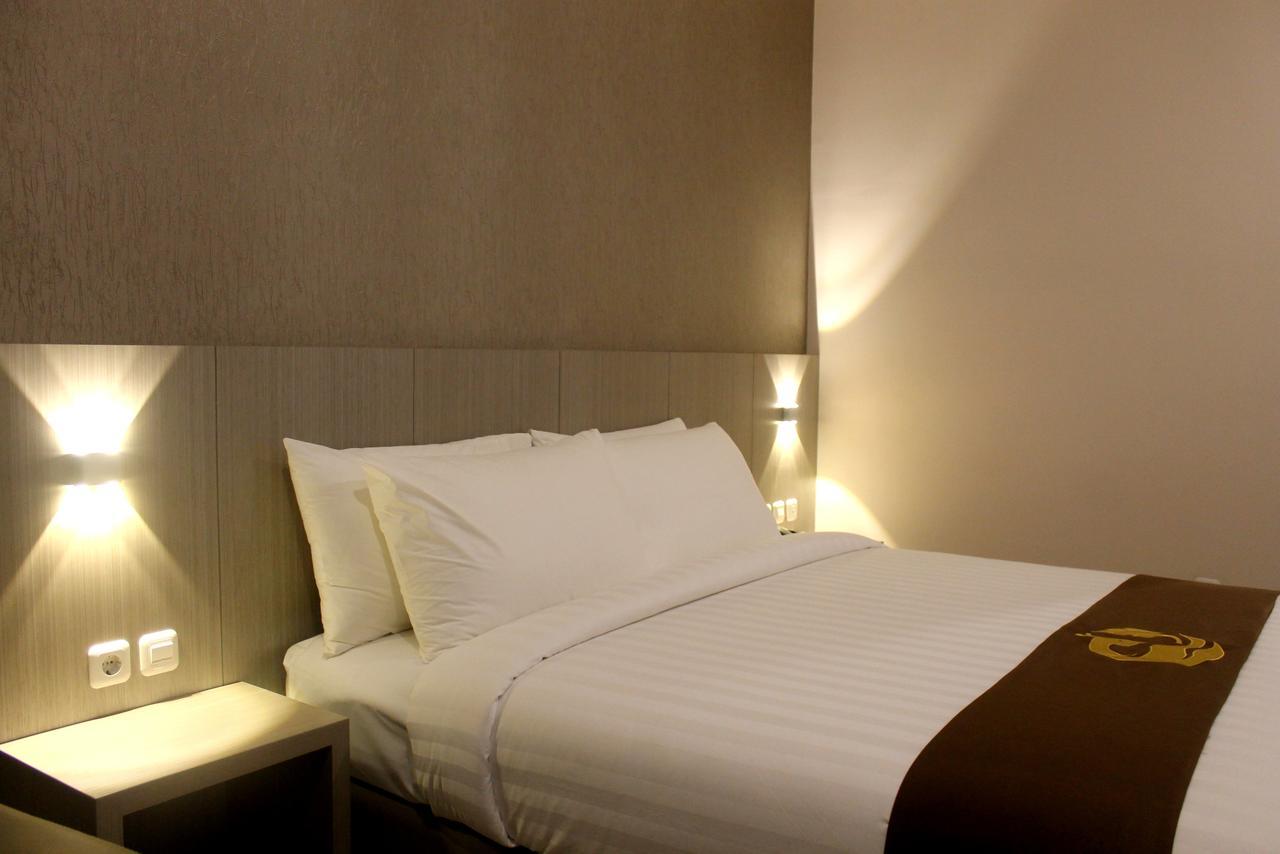Gets Hotel Malang Exterior photo
