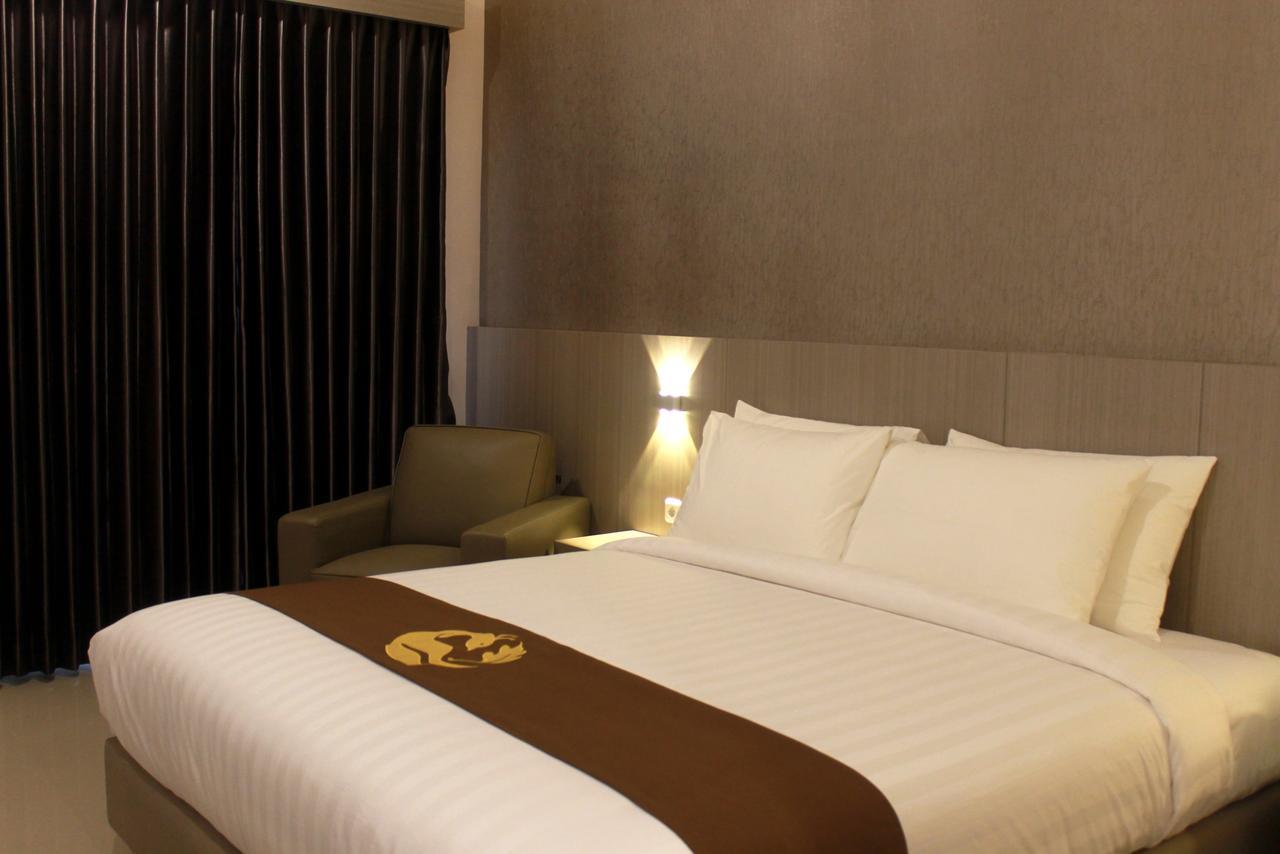 Gets Hotel Malang Exterior photo