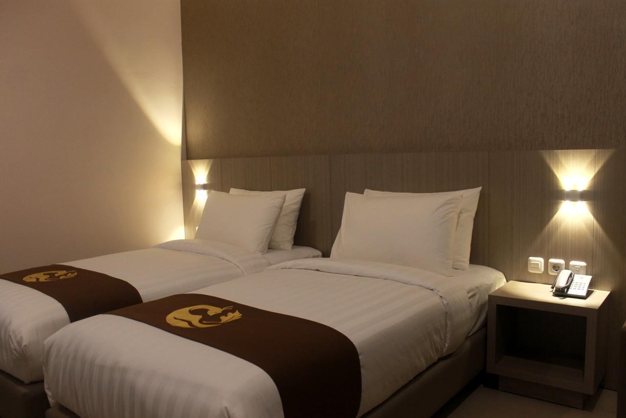Gets Hotel Malang Exterior photo