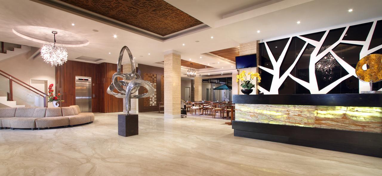 Gets Hotel Malang Exterior photo