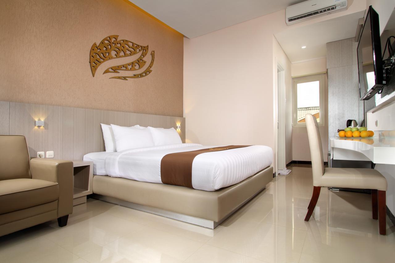 Gets Hotel Malang Exterior photo