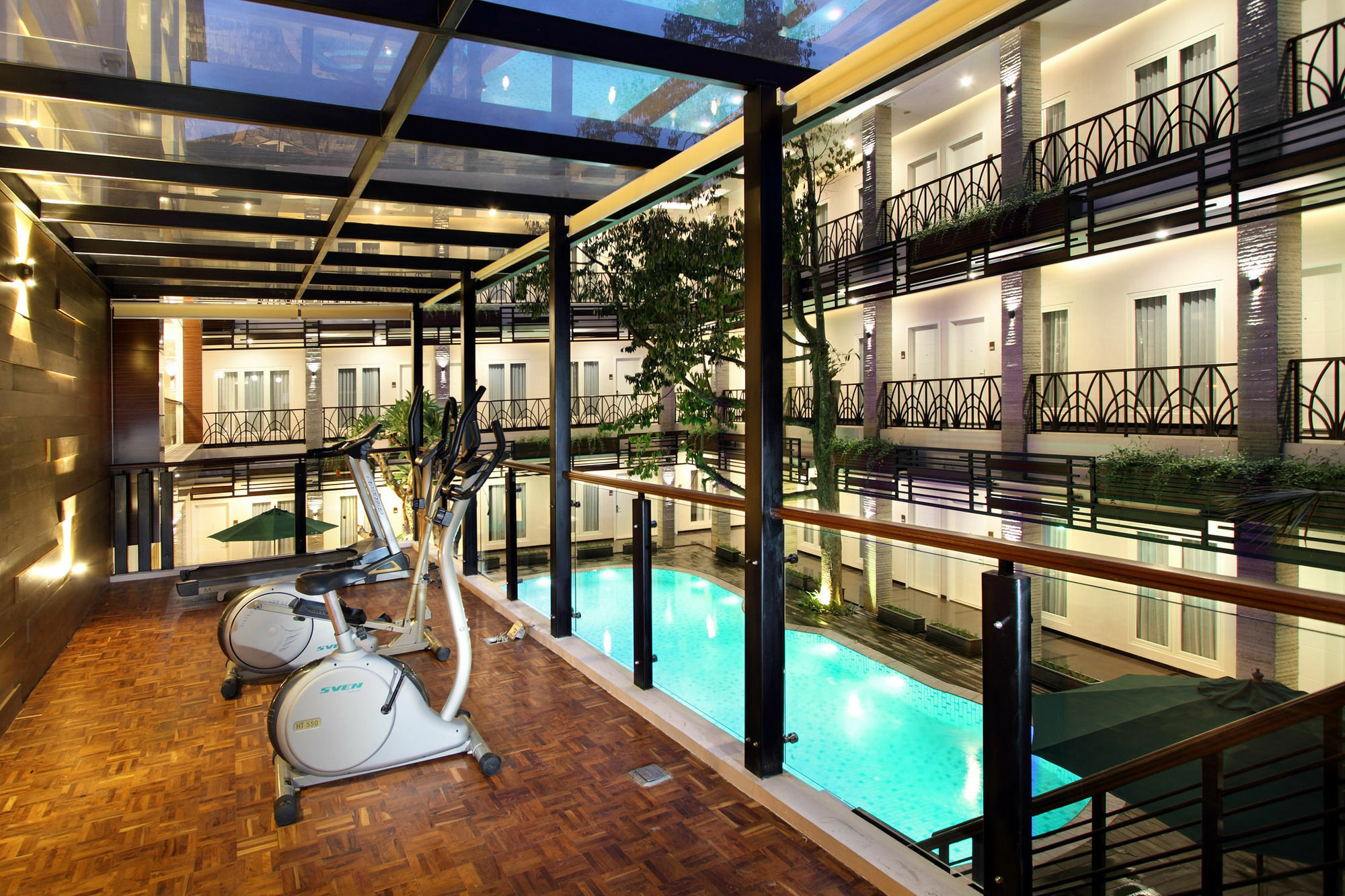 Gets Hotel Malang Exterior photo